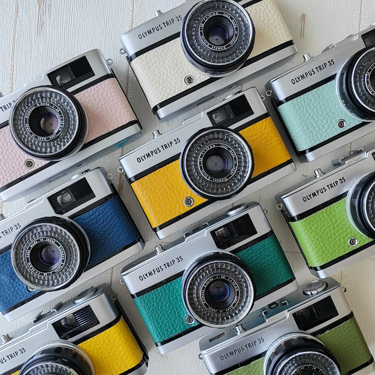 コントレイルカメラ OLYMPUS TRIP35 Olympus TRIP35 with crocodile stamped matcha green leather