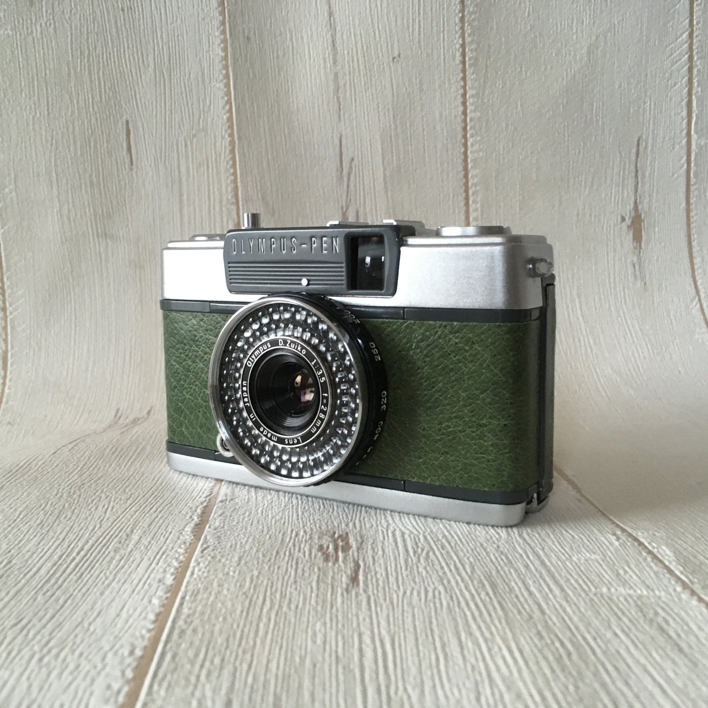 olympus film camera pen ee-2