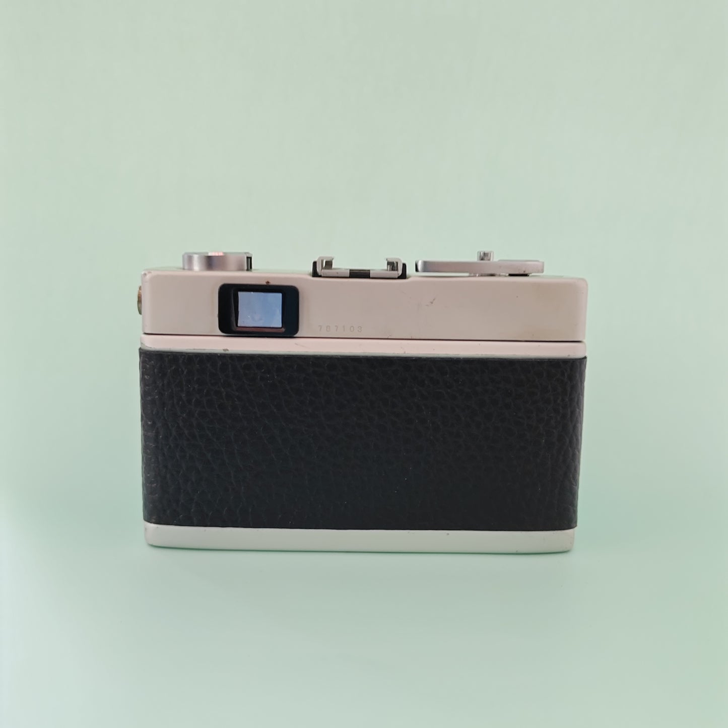 Vintage 35mm Film Camera KONICA C35 | Jet Black Leather