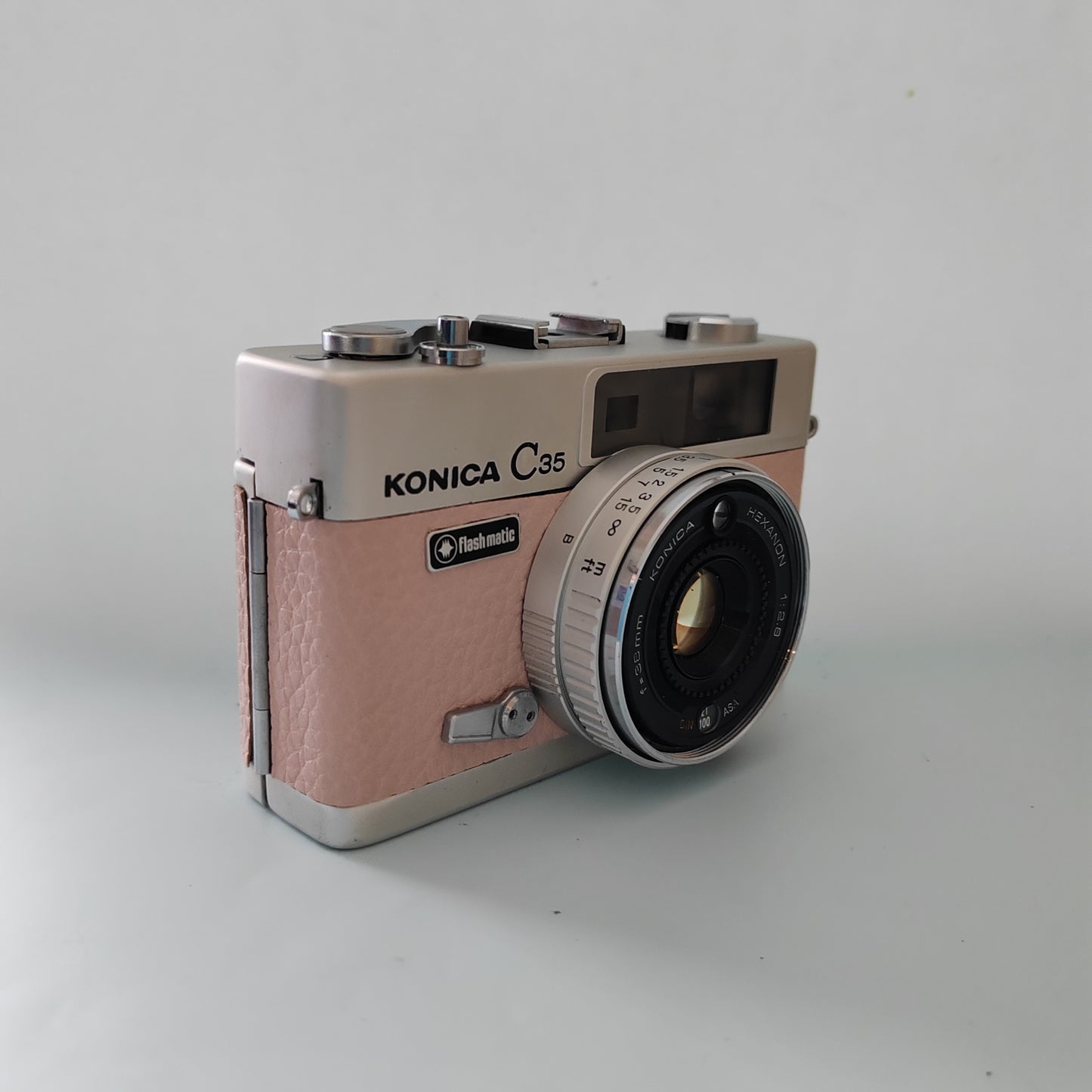 Vintage 35mm Film Camera KONICA C35 | Pale Pink
