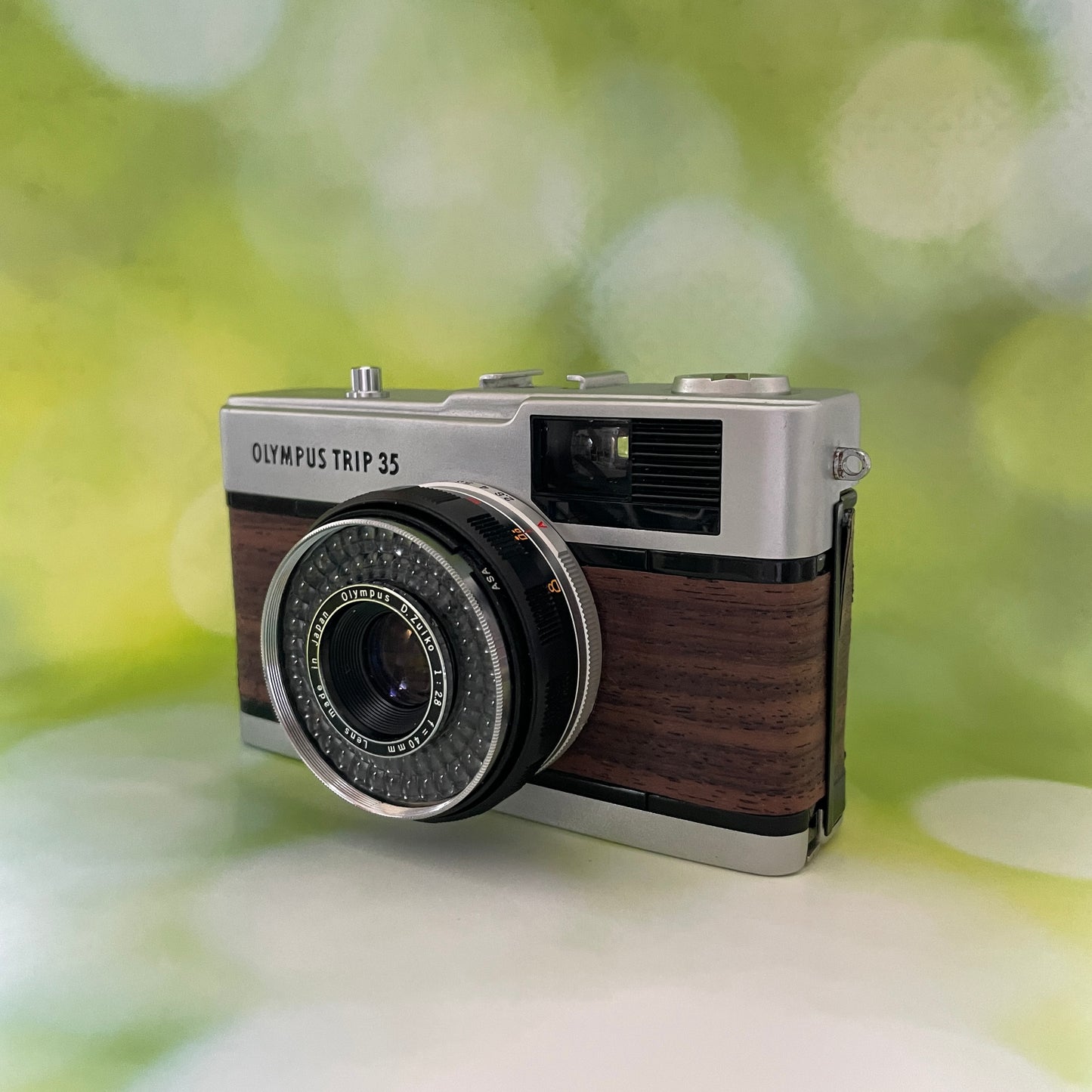 Vintage Film Camera Olympus Trip 35 35mm | Rosewood veneer