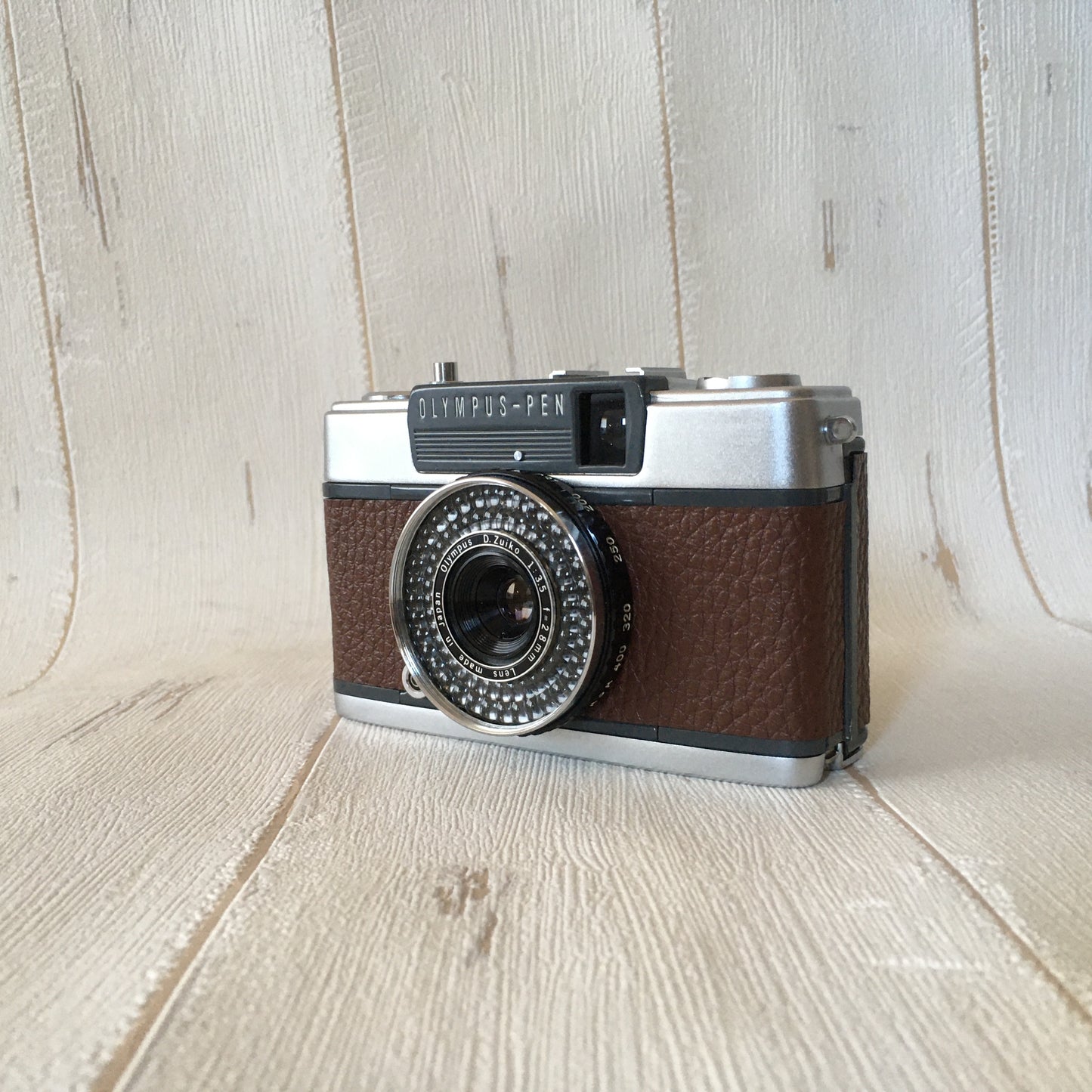 olympus film camera pen ee-2