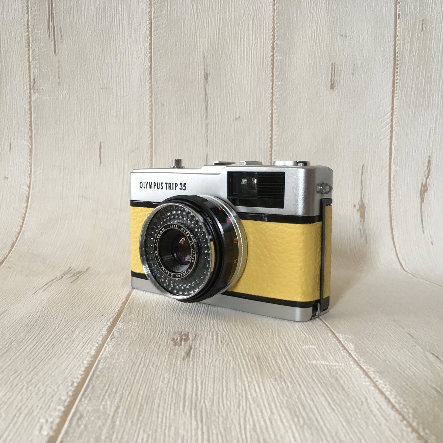 Olympus Trip 35 Vintage 35mm Film Camera | Lemon Yellow