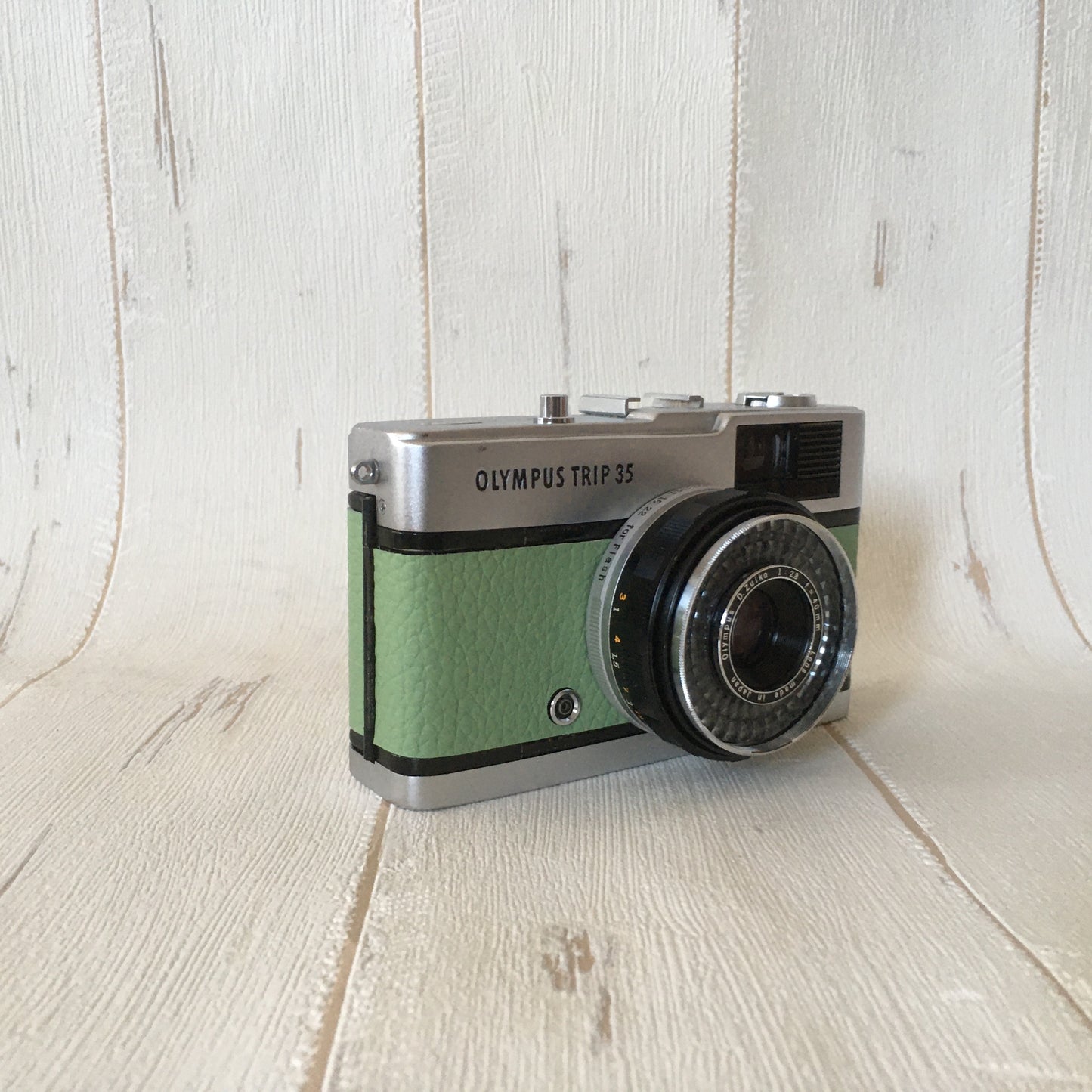 Olympus Trip 35 Vintage 35mm Film Camera | Wasabi Green