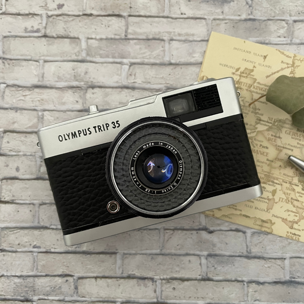 Vintage 35mm Film Camera Olympus Trip 35 35mm | Black Leather