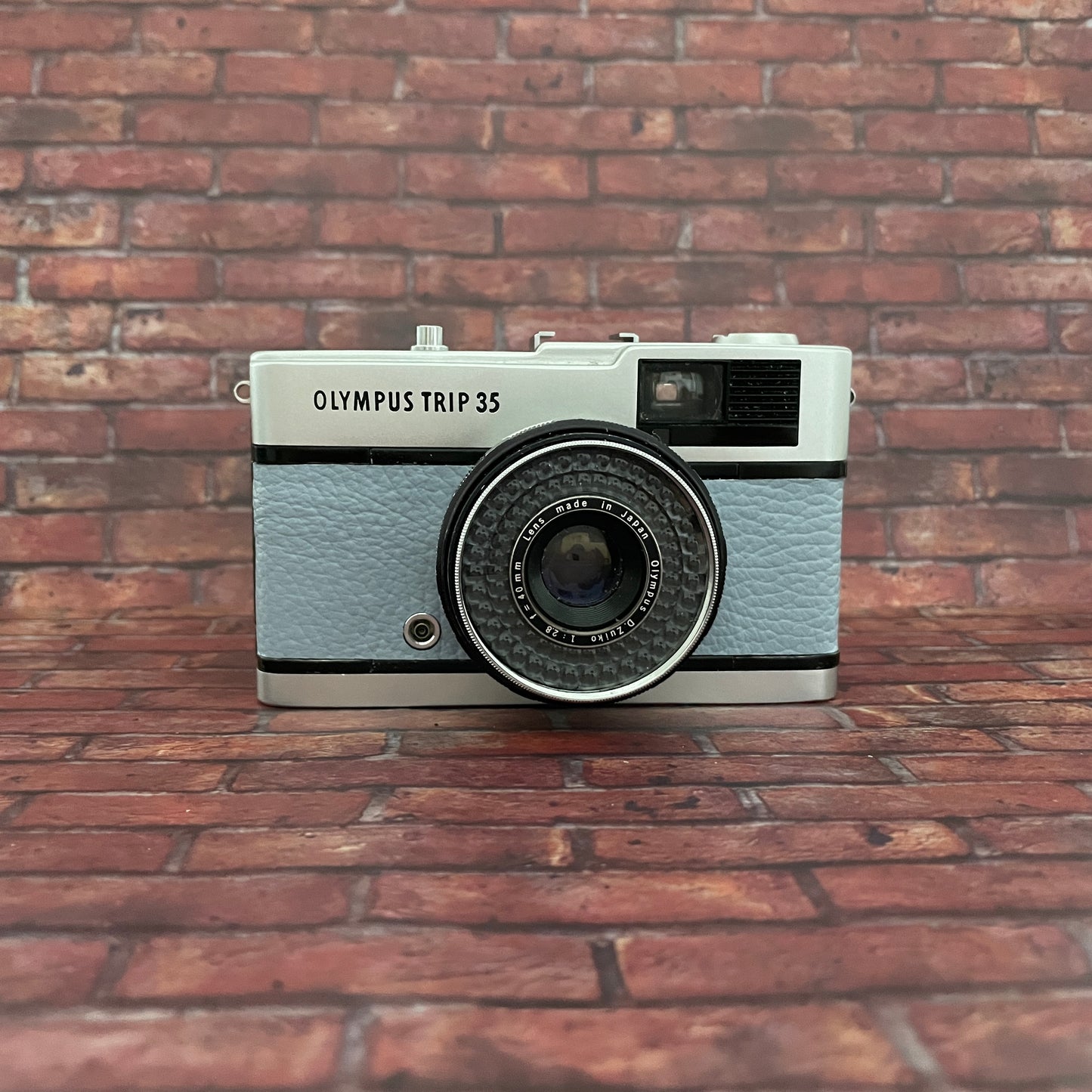 Olympus TRIP35  with light steel leather