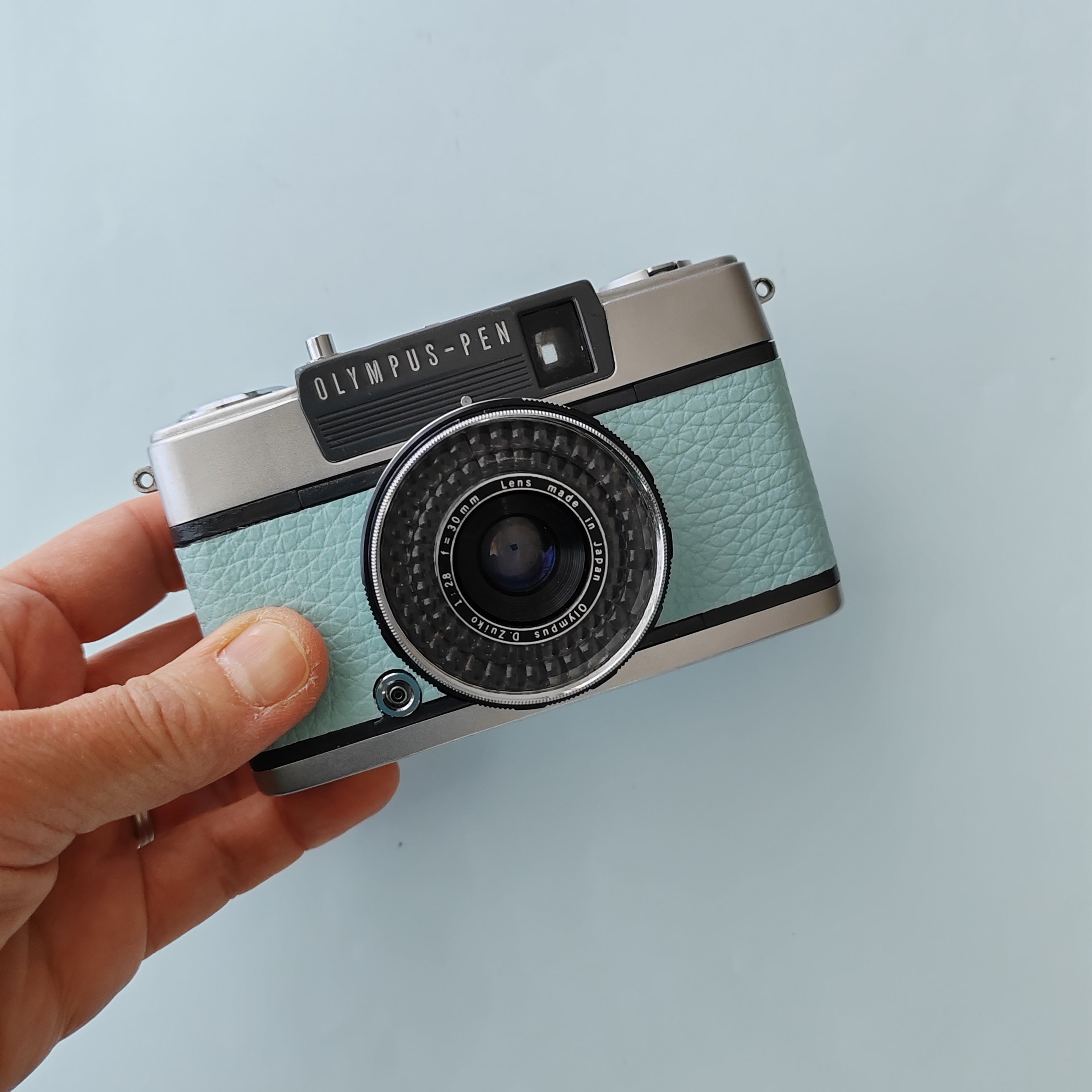 Vintage Film Camera Olympus PEN EES-2 35mm | Mint Blue – Contrail