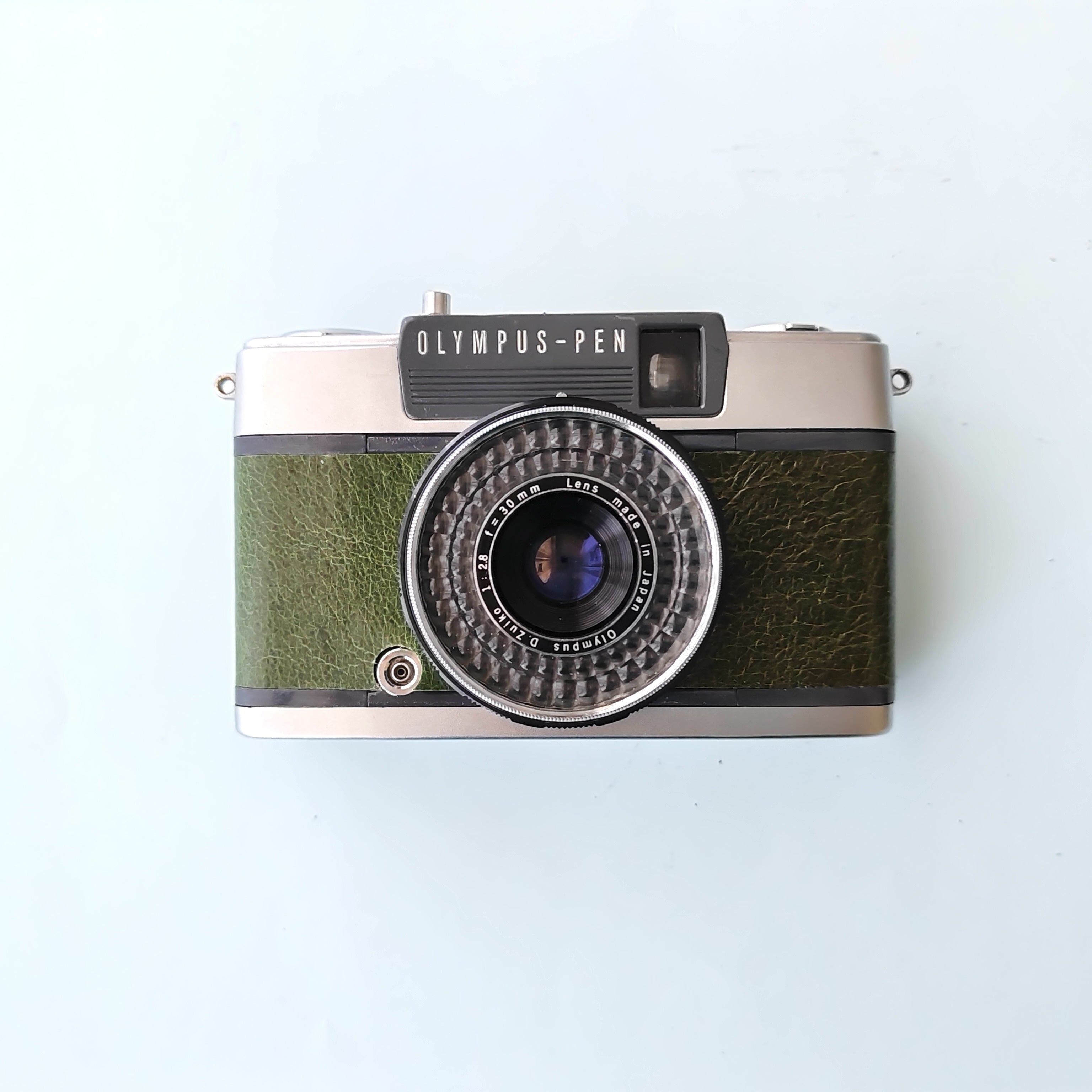 Vintage Film Camera Olympus PEN EES-2 35mm | Matcha Green