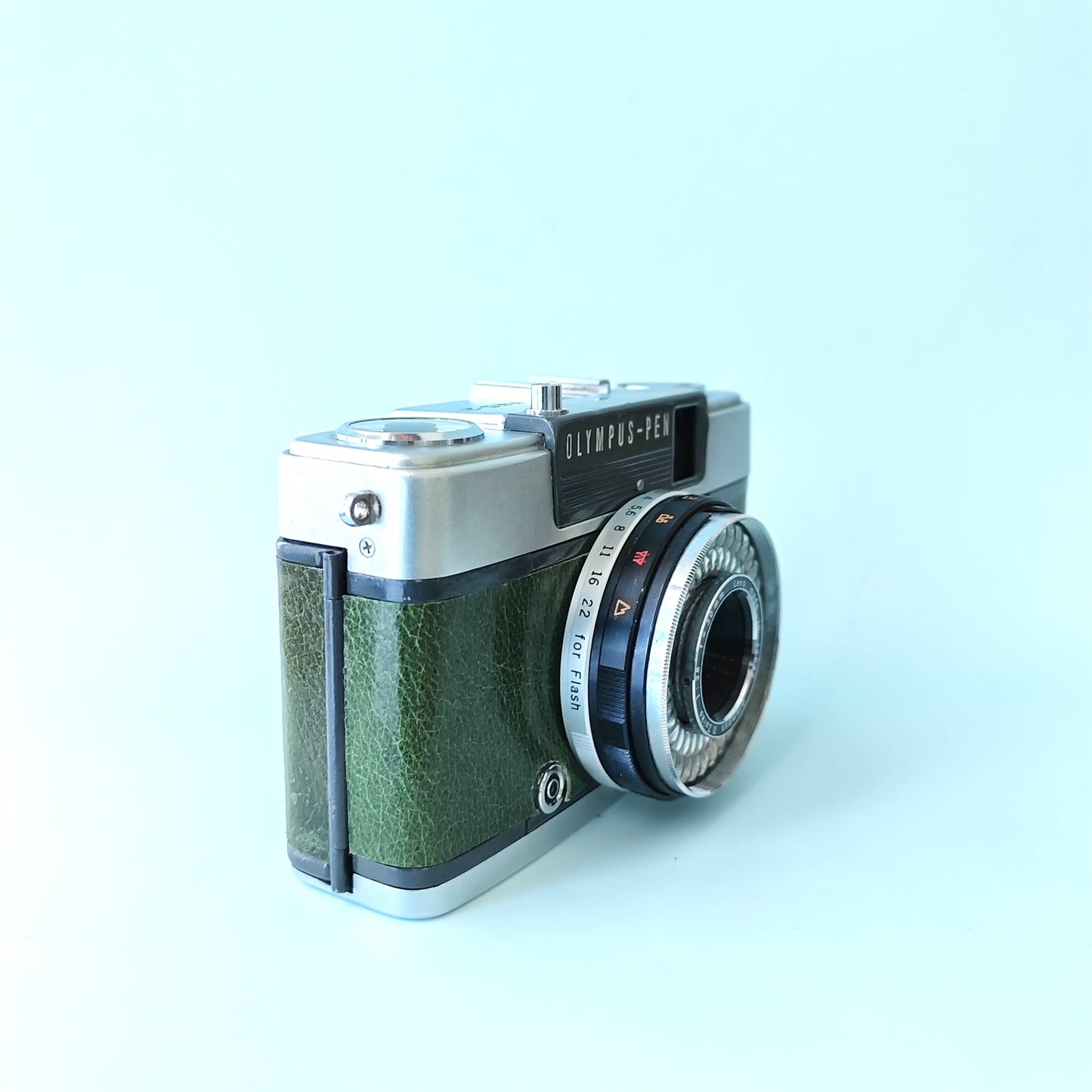 Vintage Film Camera Olympus PEN EES-2 35mm | Matcha Green