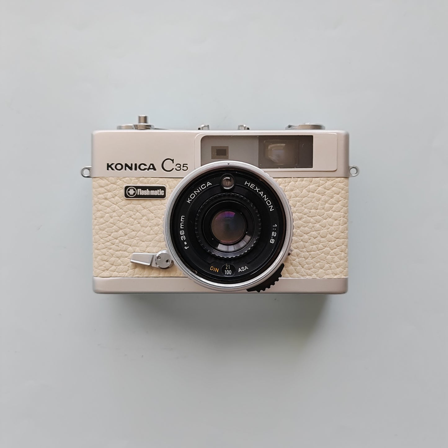 Vintage 35mm Film Camera KONICA C35 | Ivory