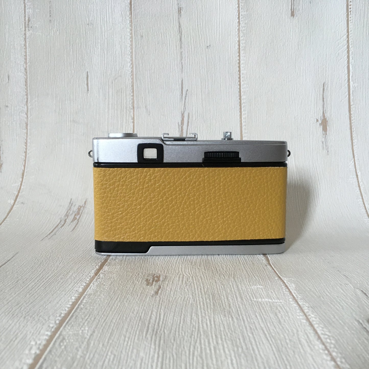 Olympus Trip 35 Vintage 35mm Film Camera | Mustard Yellow