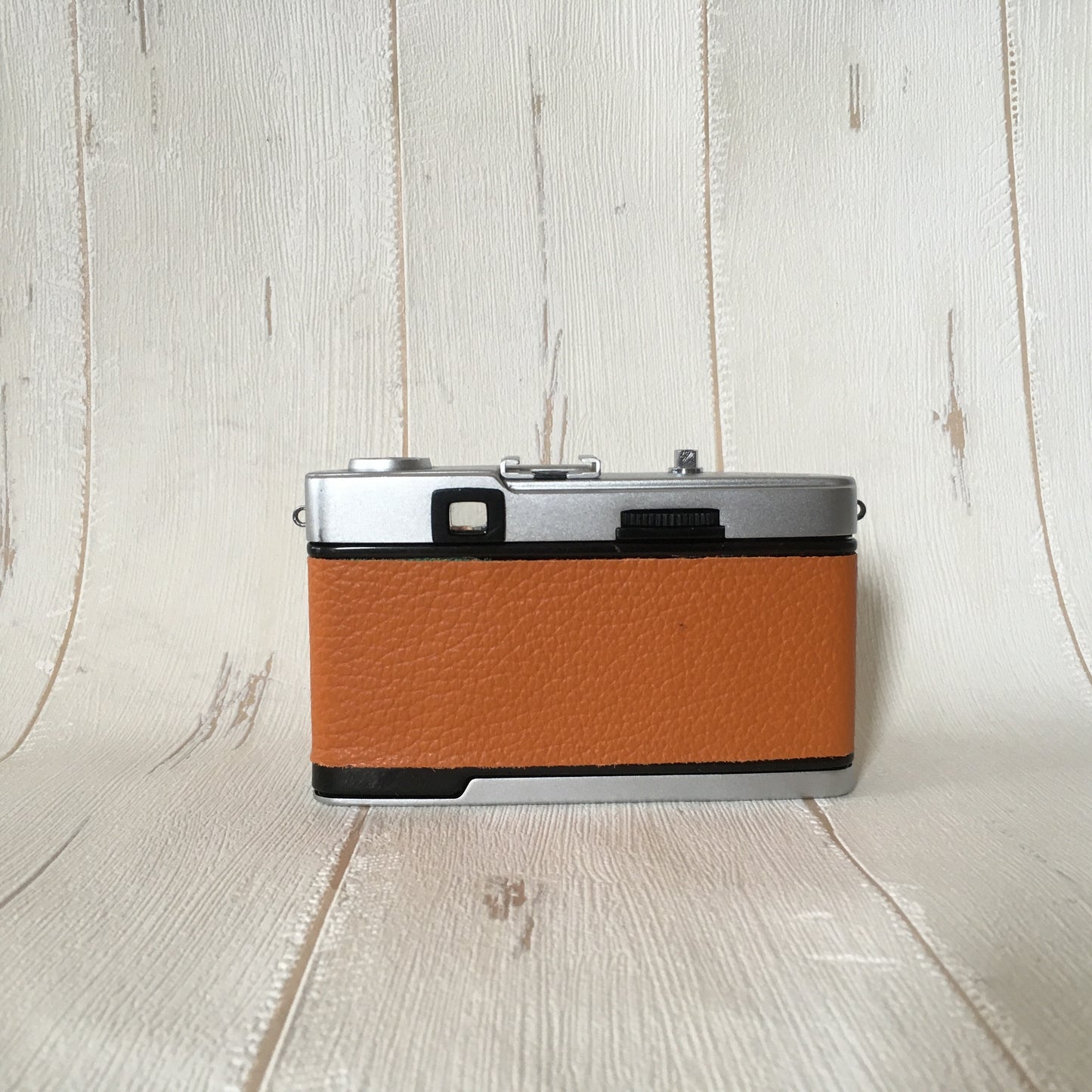 Olympus Trip 35 Vintage 35mm Film Camera | Apricot Orange