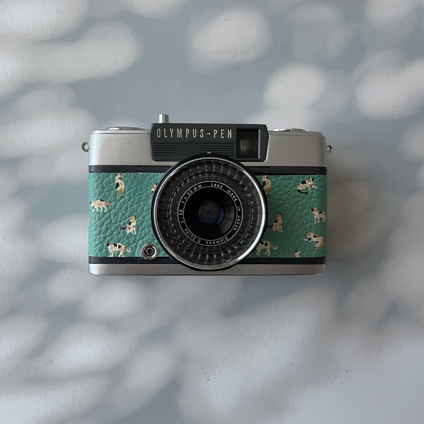 Vintage Film Camera Olympus PEN EES-2 35mm | Green Cat Pattern