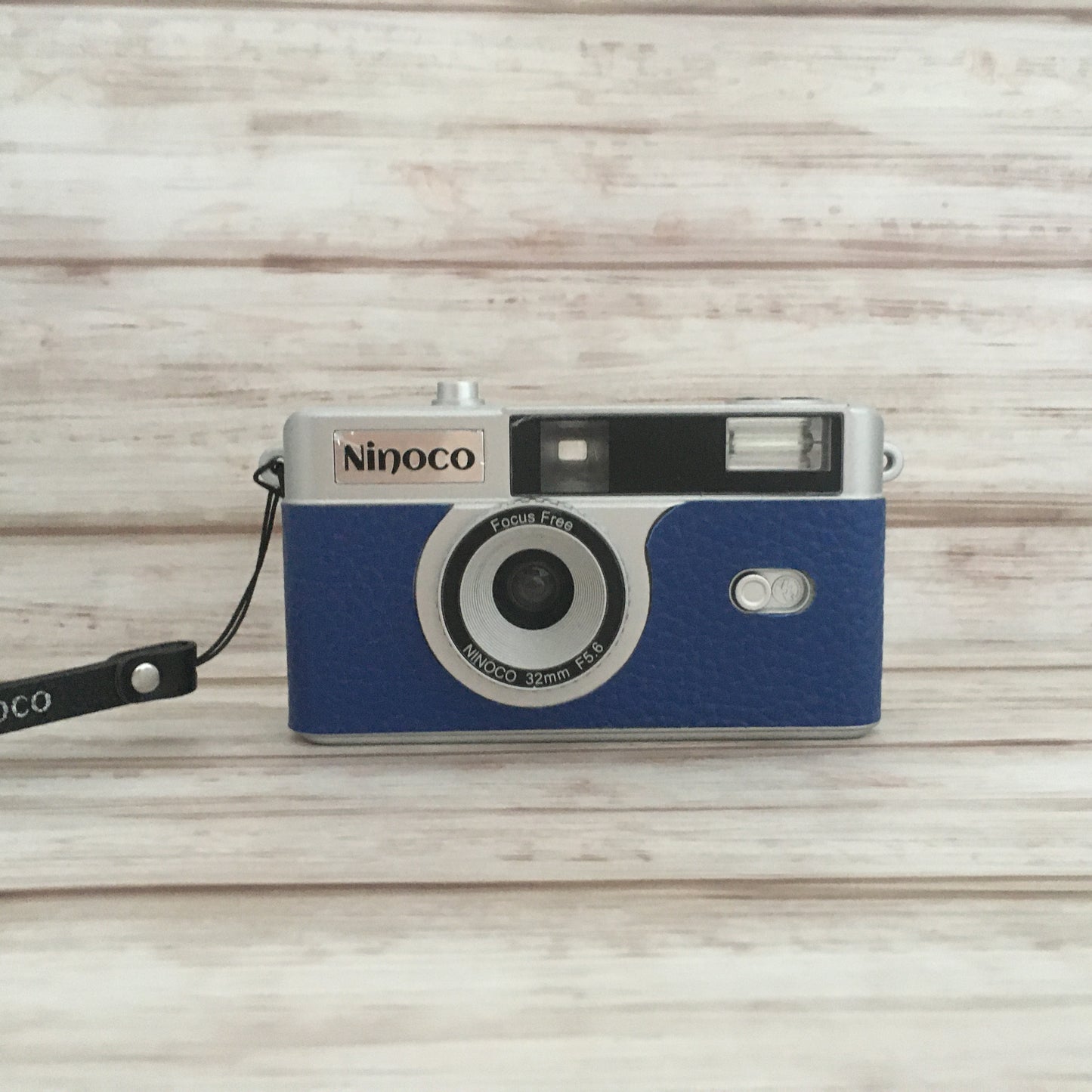 Point & shoot ! Brand new 35mm film camera with marine blue leather