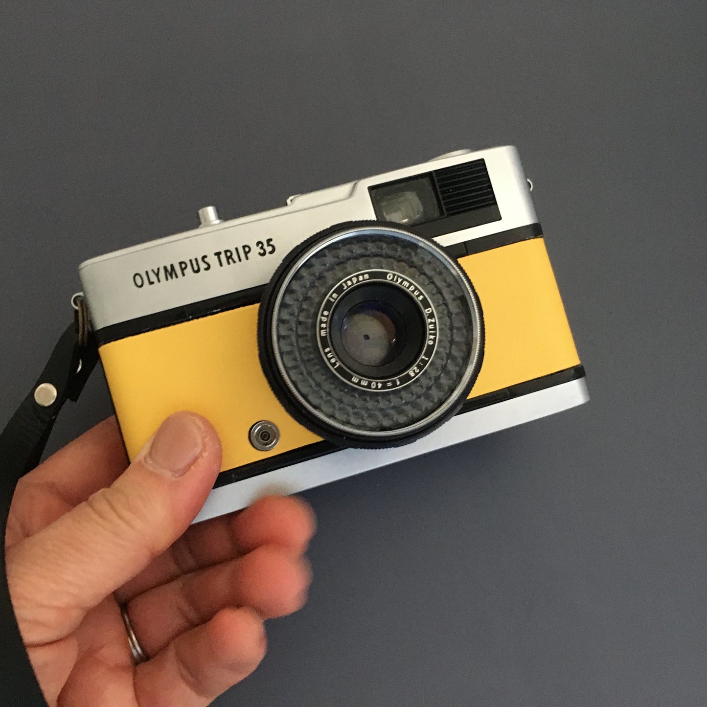 Olympus TRIP35 with yellow lether