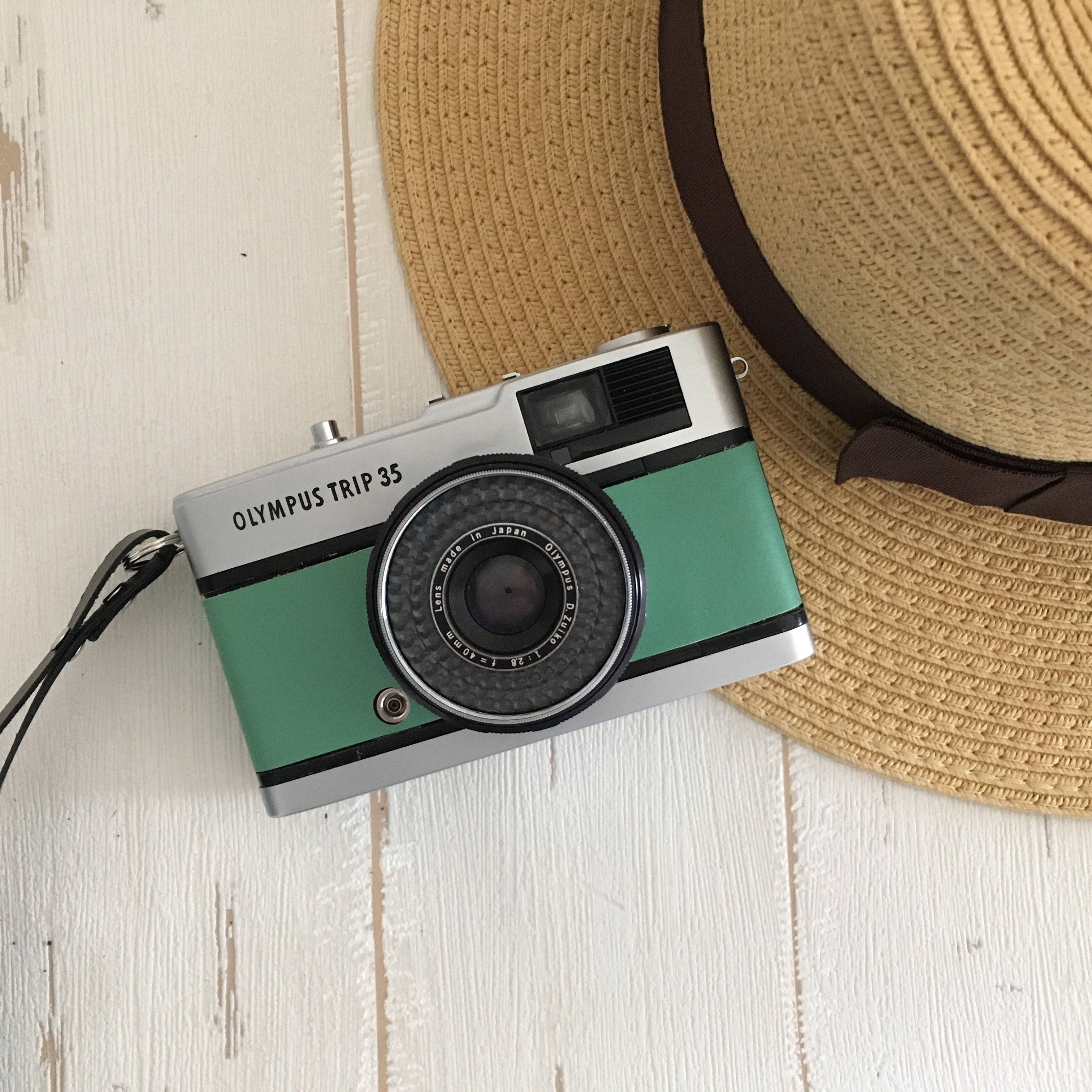 Olympus TRIP35 with turquoise green leather – Contrail Camera