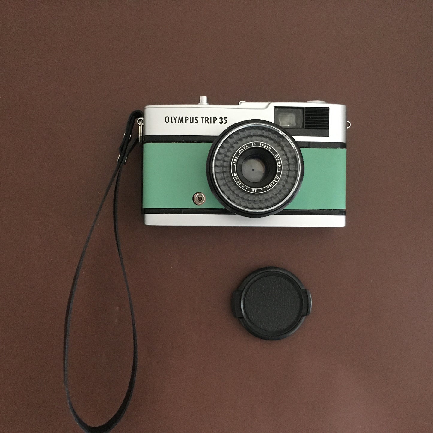 Olympus TRIP35  with turquoise green leather