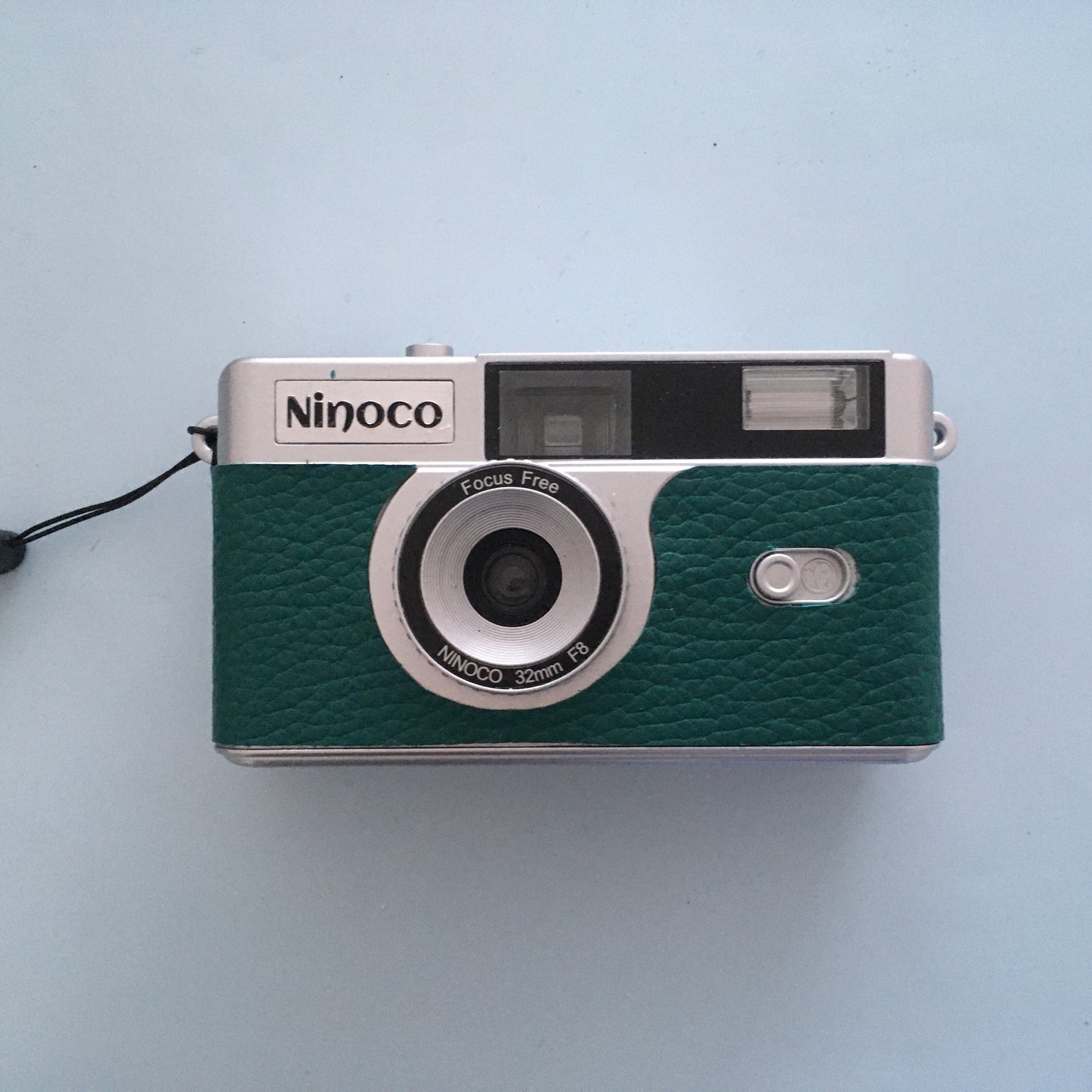 Point & shoot ! Brand new 35mm film camera with avocado green leather