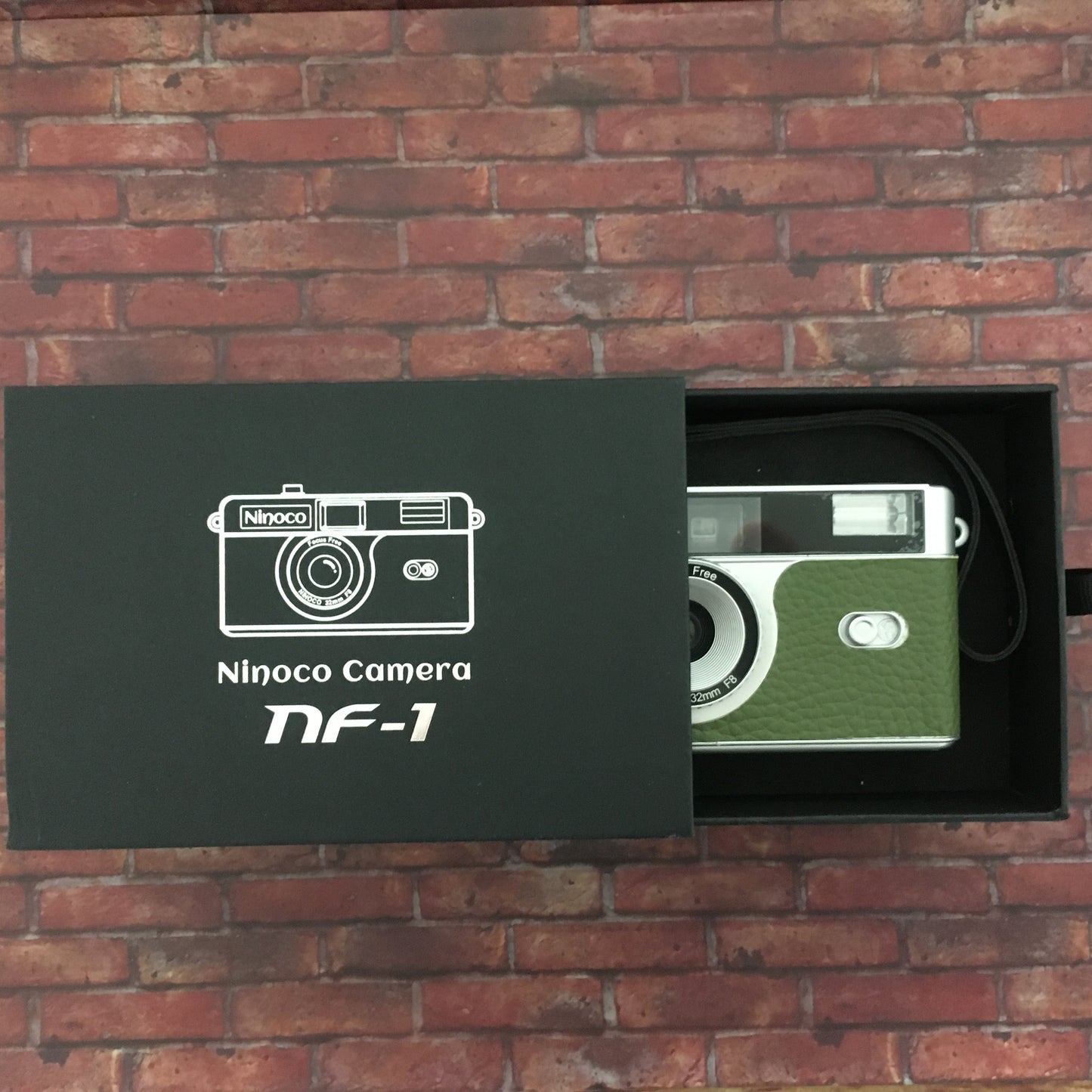 Point & shoot ! Brand new 35mm film camera with matcha green leather