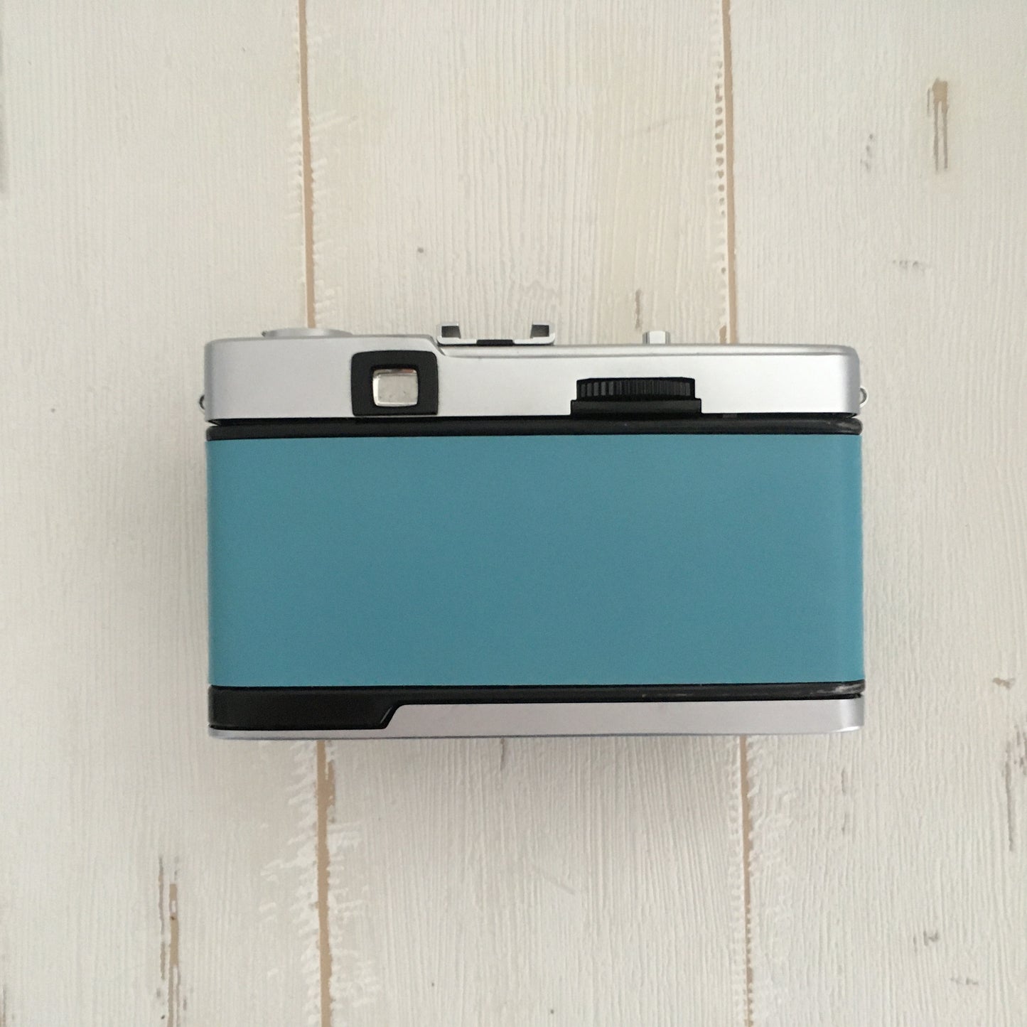 Olympus TRIP35  with saxe blue leather